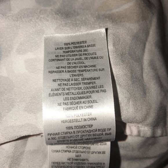 Ted Baker Alethe Eyelet Detail V Neck Sleeveless Tank - Picture 11 of 11